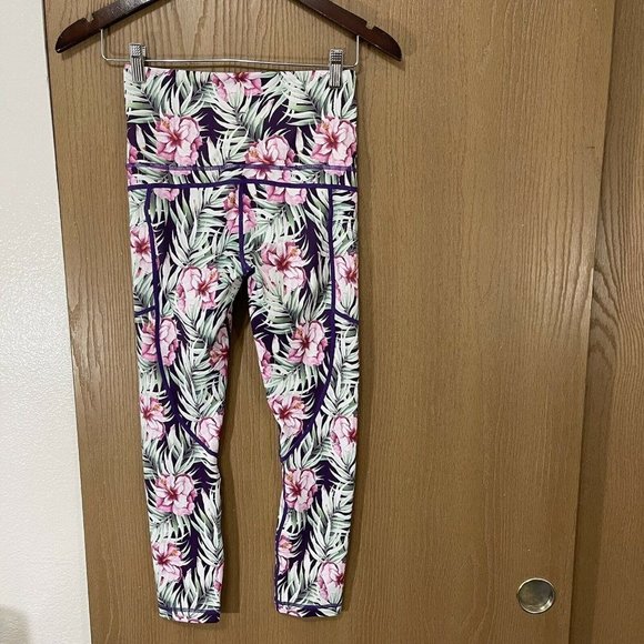 Zyia Active Women's Size S Light n Tight Hi-Rise Crop Leggings Paradise Floral - Picture 5 of 7